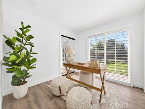 1626 E 15th  , Santa Ana, CA