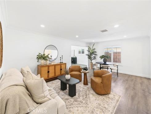 1626 E 15th  , Santa Ana, CA