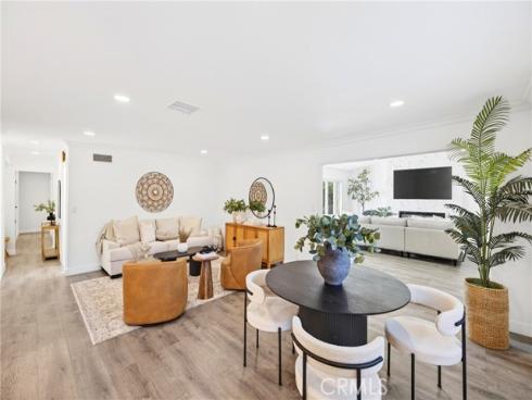 1626 E 15th  , Santa Ana, CA