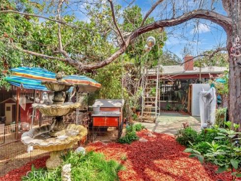 2310  Poinsettia  , Santa Ana, CA