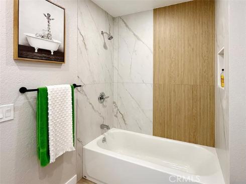 2720 W Segerstrom  D , Santa Ana, CA