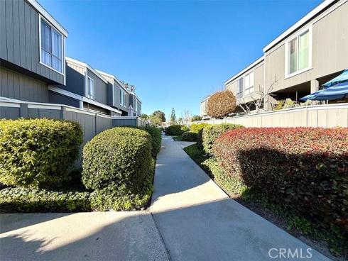 2720 W Segerstrom  D , Santa Ana, CA