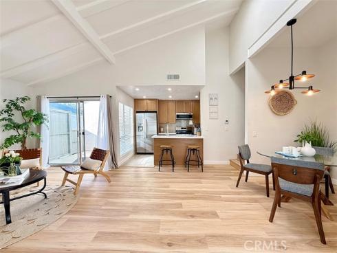 2720 W Segerstrom  D , Santa Ana, CA