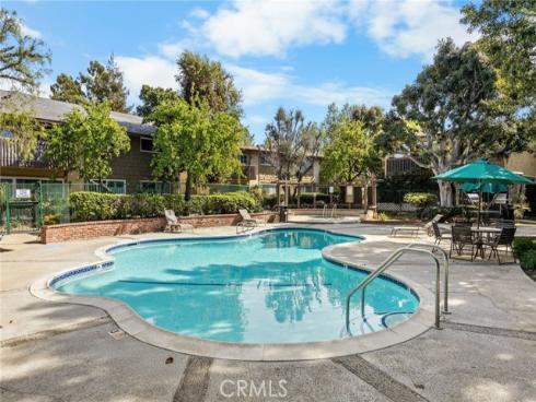 3050 S Bristol #6E, Santa Ana, CA