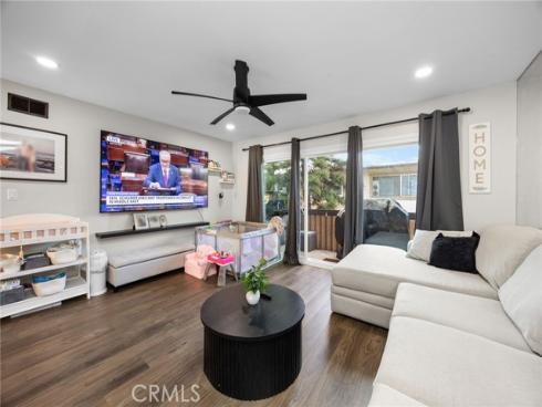 3050 S Bristol #6E, Santa Ana, CA