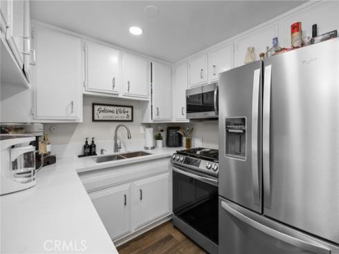 3050 S Bristol #6E, Santa Ana, CA