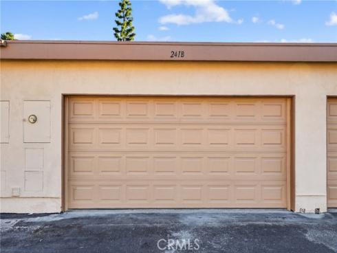 241 W Alton  B  Avenue, Santa Ana, CA