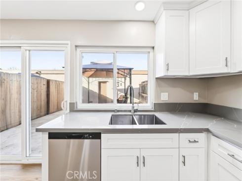 241 W Alton  B  Avenue, Santa Ana, CA