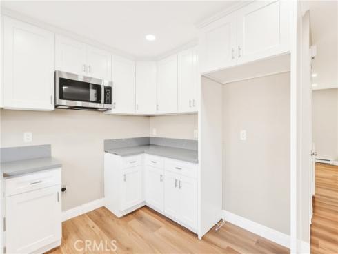 241 W Alton  B  Avenue, Santa Ana, CA