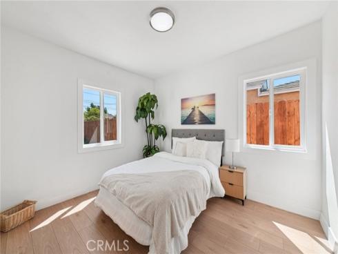 1205  English  , Santa Ana, CA