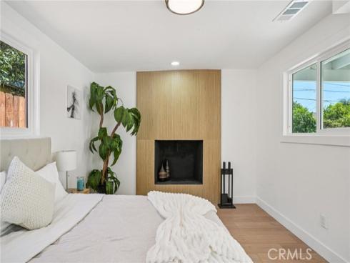 1205  English  , Santa Ana, CA