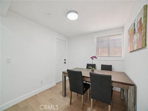 1205  English  , Santa Ana, CA