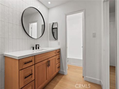 1030 W Macarthur  90 , Santa Ana, CA