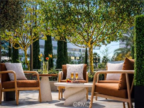 9  Macarthur Place  403 , Santa Ana, CA