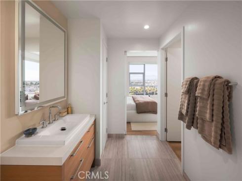 9  Macarthur Place  403 , Santa Ana, CA