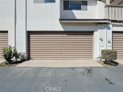 5106 W 1st  , Santa Ana, CA