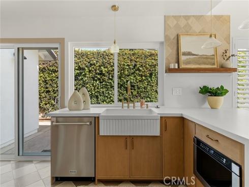 418 W Carol  , Santa Ana, CA