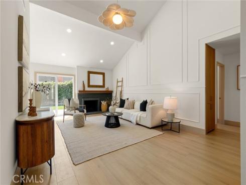 418 W Carol  , Santa Ana, CA