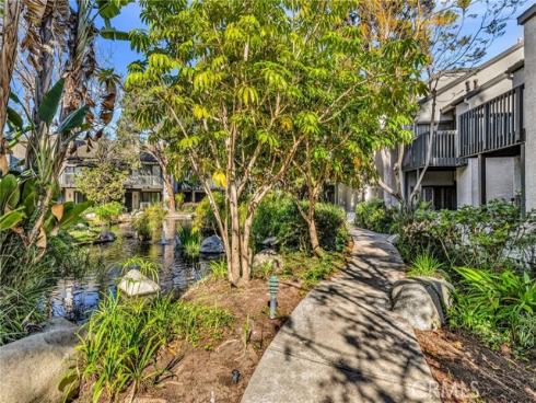 2538 W Macarthur, Unit E  , Santa Ana, CA