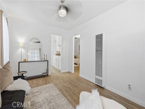 215 N Mcclay  , Santa Ana, CA