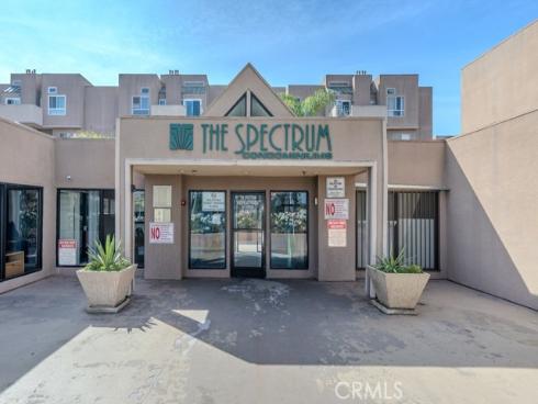 450 E. 4th Street 423