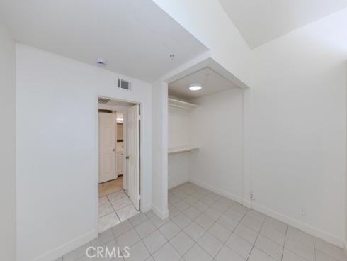 450 E 4th  423  Street, Santa Ana, CA