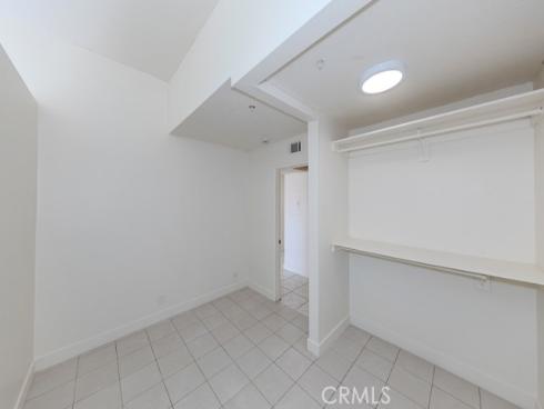 450 E 4th  423  Street, Santa Ana, CA