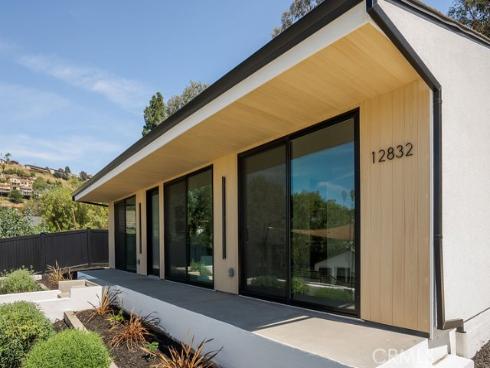 12822  Fairhaven  , Santa Ana, CA