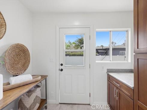 422 E 22nd  , Santa Ana, CA