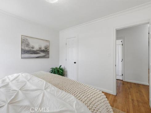 422 E 22nd  , Santa Ana, CA