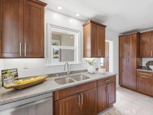 422 E 22nd  , Santa Ana, CA