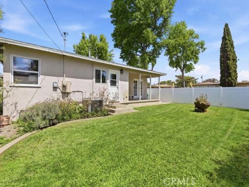 422 E 22nd  , Santa Ana, CA