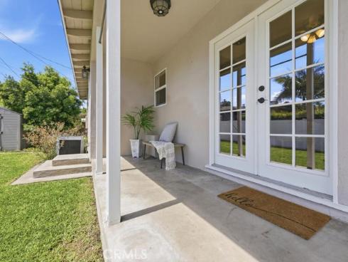 422 E 22nd  , Santa Ana, CA