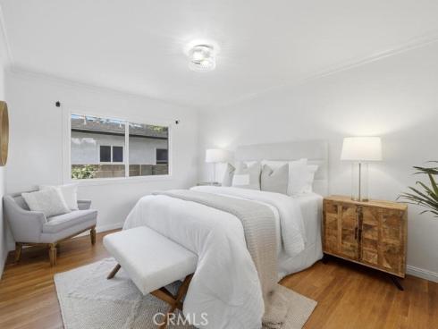 422 E 22nd  , Santa Ana, CA