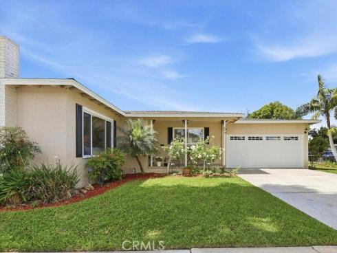422 E 22nd  , Santa Ana, CA
