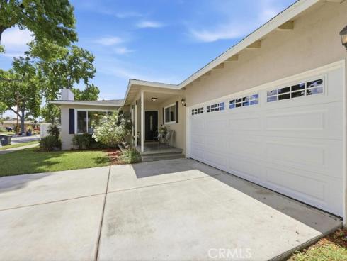 422 E 22nd  , Santa Ana, CA