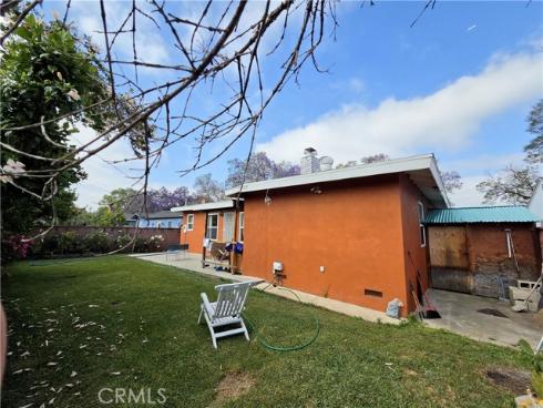 2129 N Poplar  , Santa Ana, CA