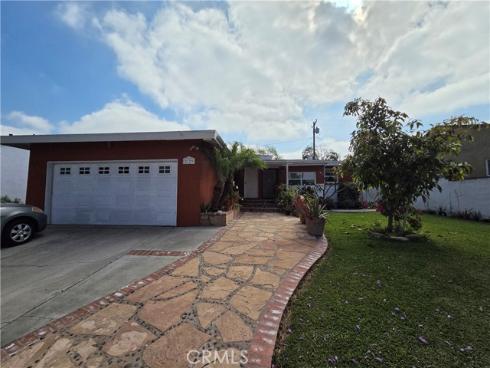 2129 N Poplar  , Santa Ana, CA