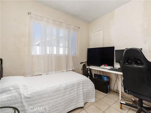 1910 S Van Ness Ave  , Santa Ana, CA