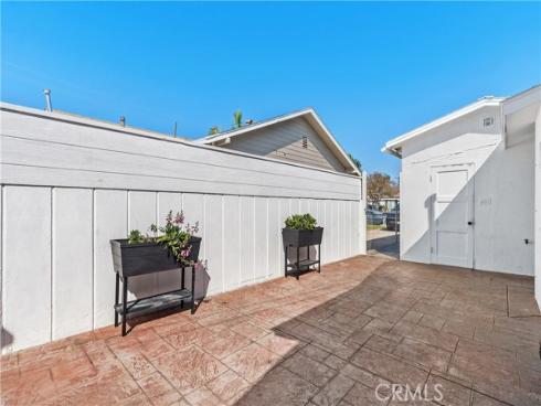 1910 S Van Ness Ave  , Santa Ana, CA