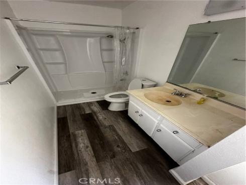 1010 W Macarthur  40 , Santa Ana, CA