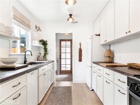 1026  Carlton  , Santa Ana, CA