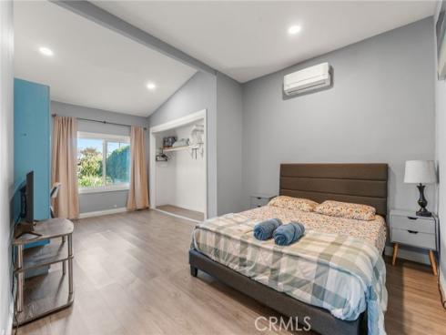 2040  Kilson   Drive, Santa Ana, CA