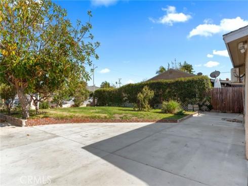 2040  Kilson   Drive, Santa Ana, CA