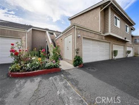 3936 W 5th  44 , Santa Ana, CA