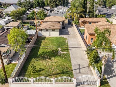 435 E Adams  , Santa Ana, CA