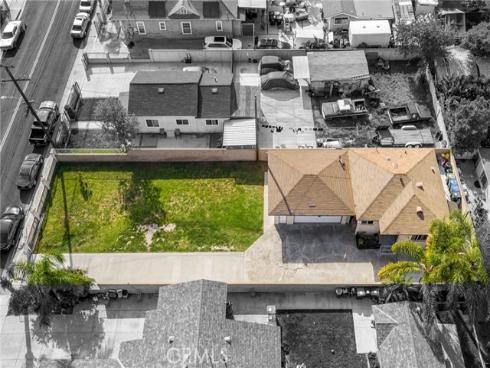 435 E Adams  , Santa Ana, CA