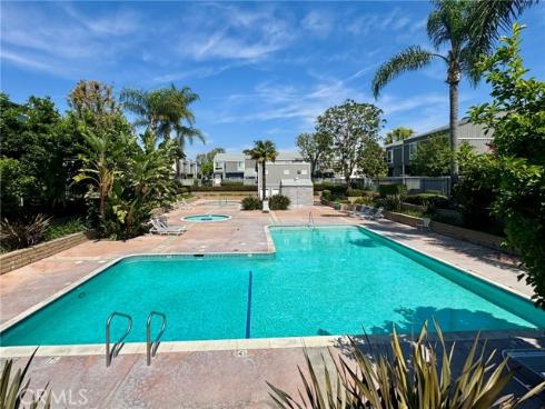 2910 S Greenville  H , Santa Ana, CA