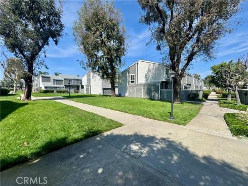 2910 S Greenville  H , Santa Ana, CA
