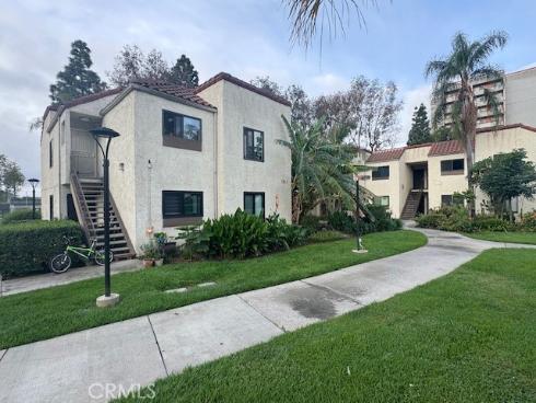 721 W 1st  , Santa Ana, CA